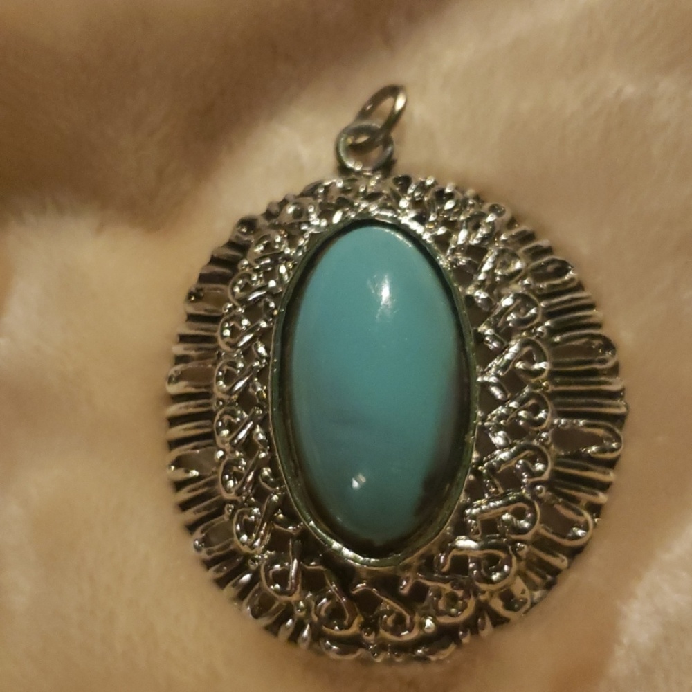 Pendant. Blue & silver.